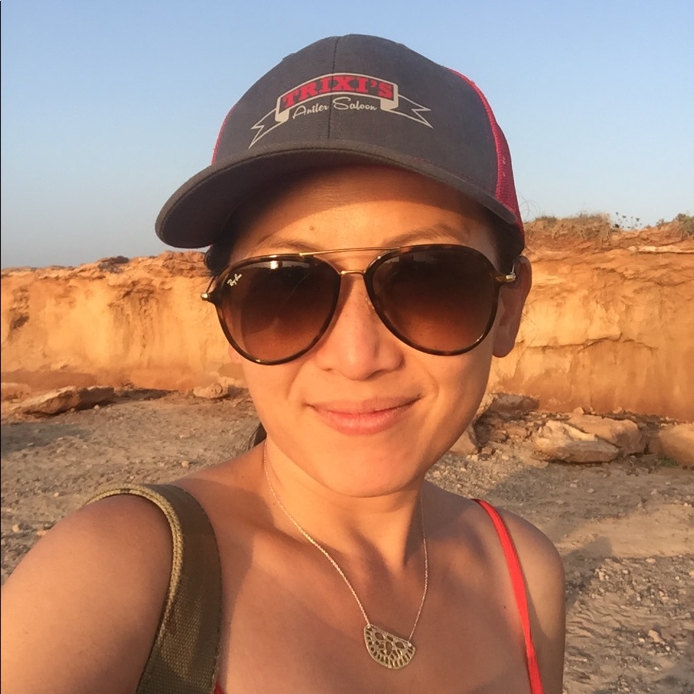 Meet your Posher, Jennifer